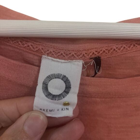 Anthropologie Akemi + Kim short ruffle sleeve medium peplum hem line ruffle - Picture 3 of 4